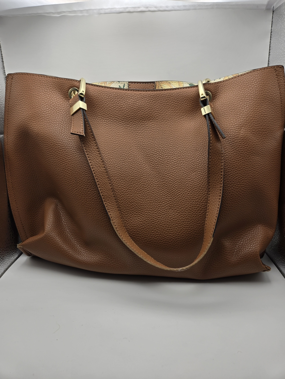 Steve Madden Brown Tote with Sunflower Print Pouch - Picture 4 of 8